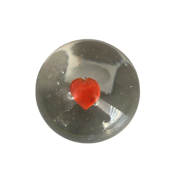 Art Glass Paperweight Red Heart Bubbles Vintage Clear Glass Home Decor Office - Picture 3 of 9
